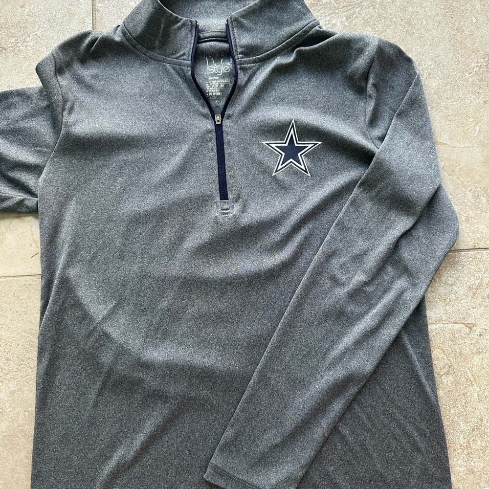 Dallas Cowboys Women’s Quarterzip Athletic Material- Workout Jacket